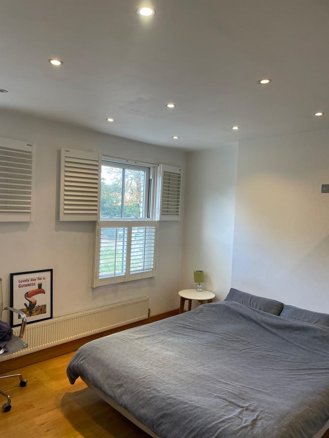 Double Room in Putney (Super King Bed) Main Photo