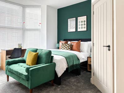 HMO - 1 En-Suite Room Available  Main Photo