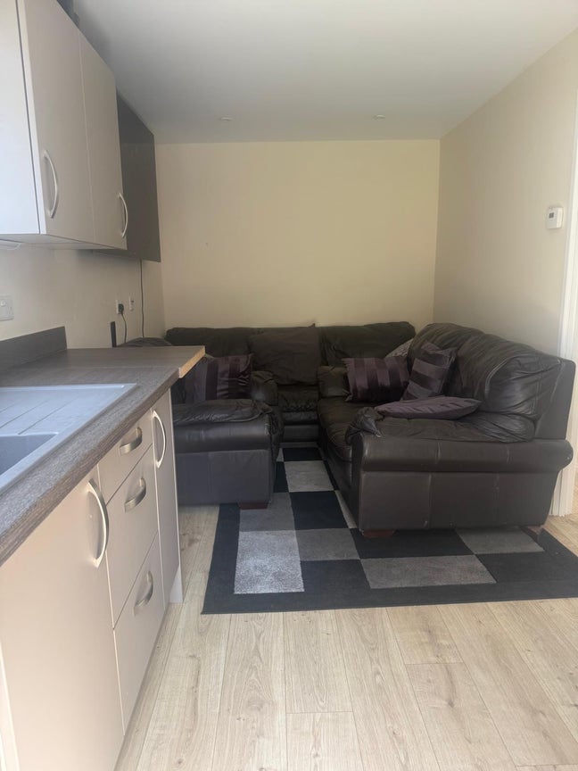 One bed annex to rent  Main Photo