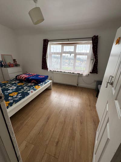 Double room to rent in Barking and dagenham Main Photo