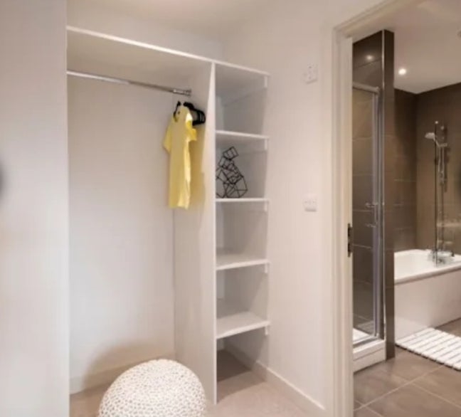 A beautiful modern apartment in a great location  Main Photo