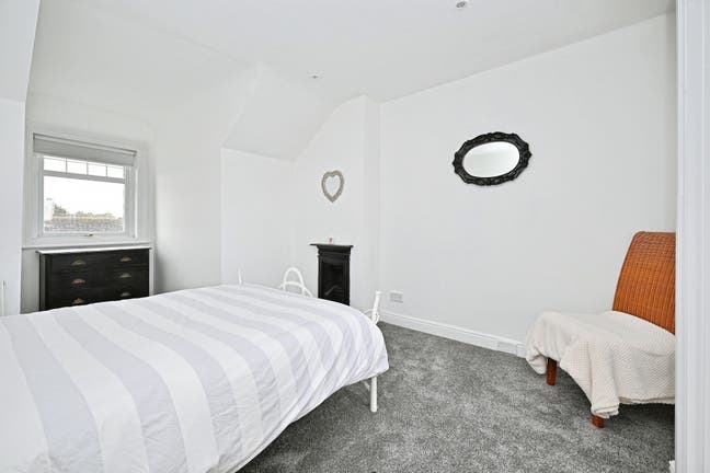 Double room - ensuite - top.floor of Victorian Tcc Main Photo