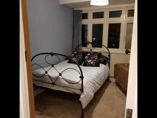 Single room with private bathroom  Main Photo