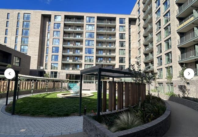 2 Bed Flat, Avebury Boulevard, MK9 Main Photo