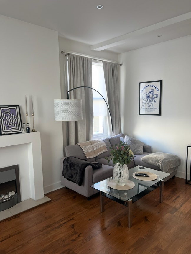 Short-Term Sublet in 2 Bed / 2 Bath Flat Main Photo