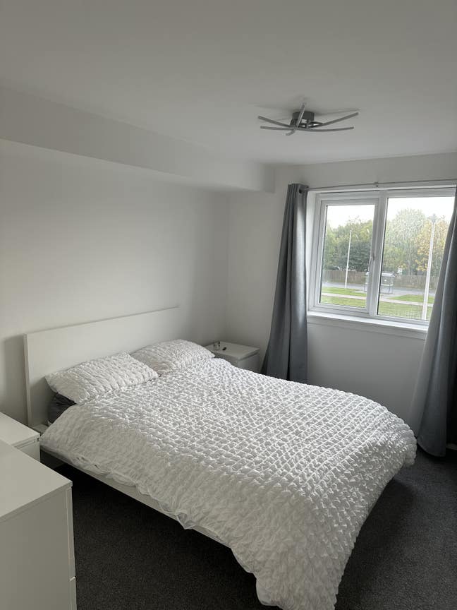 ✨ Modern New Build Flat – 2 Spacious Double Rooms  Main Photo