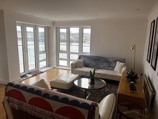 Double room on the Thames  Main Photo