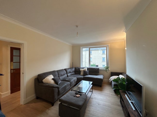 Large Room Available in Granton £540  Main Photo