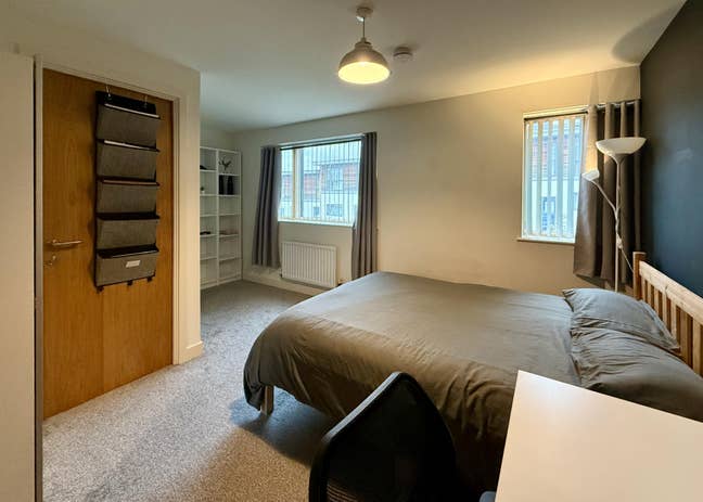 Ensuite Double Room in Central Milton Keynes  Main Photo