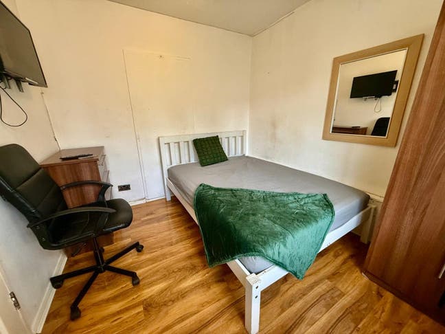 TWO Double Rooms Close To Kingston University(92) Main Photo