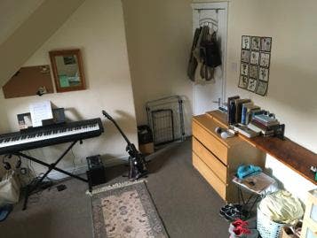 Room available in 4 bed house Main Photo