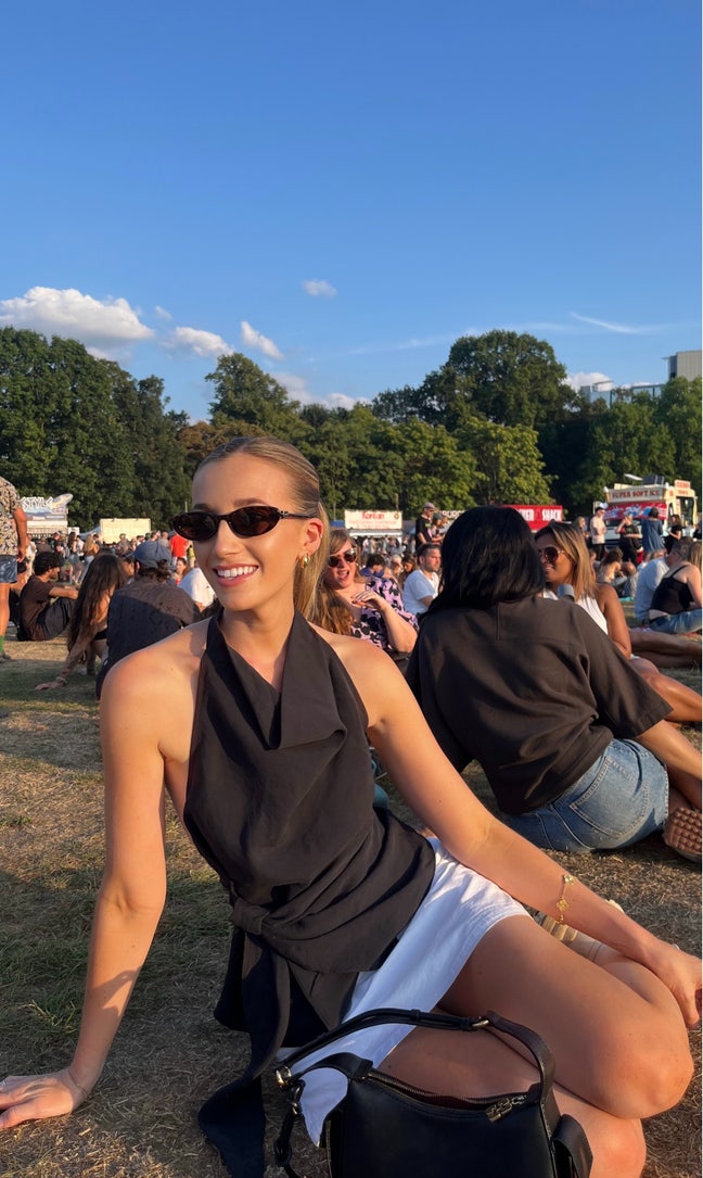 30, professional looking for a friendly house Main Photo