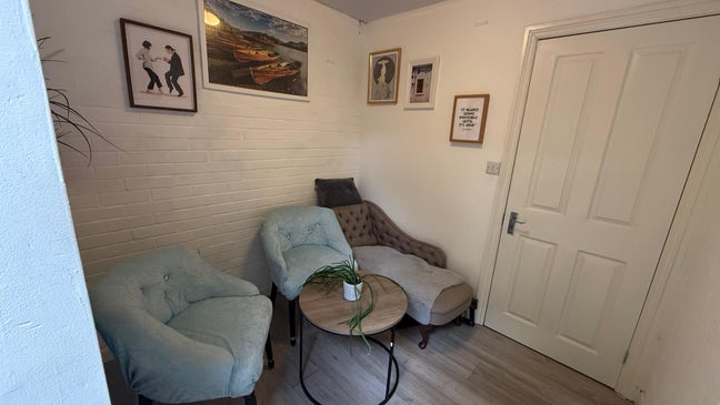 Beautiful En-Suite Double room- garden view!  Main Photo