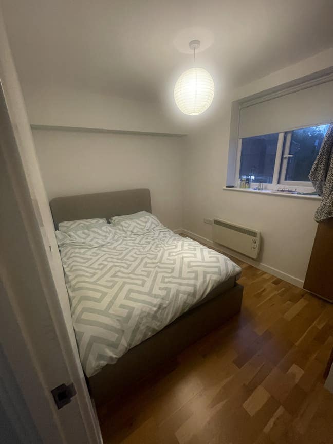 Central (ish) flat available immediately  Main Photo