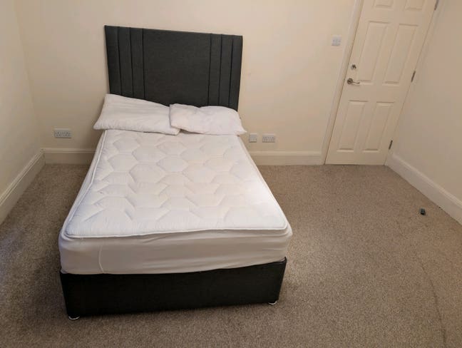 Double room available  Main Photo