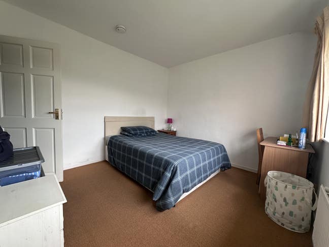 Double Room, Near Town Centre Main Photo