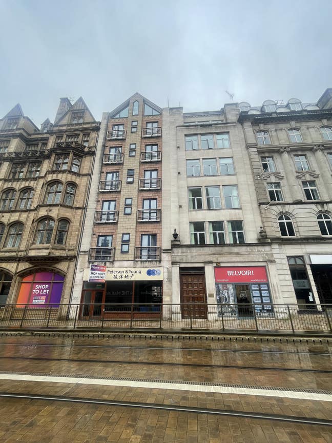 Stunning 2 bedroom city centre flat Main Photo