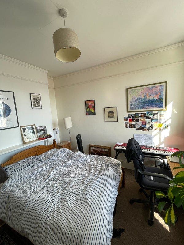 Long Term Double in Islington Available from 14.10 Main Photo