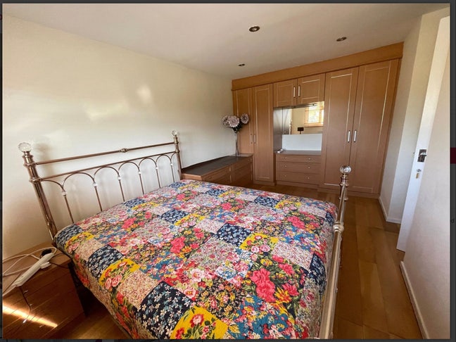 Fully Furnished Double Room  Main Photo