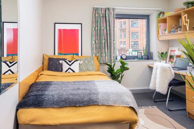 Student room available in Birmingham city centre Main Photo