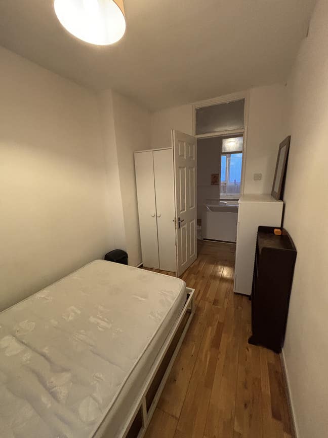 Double Room Available in All Female Flat⭐️ Main Photo