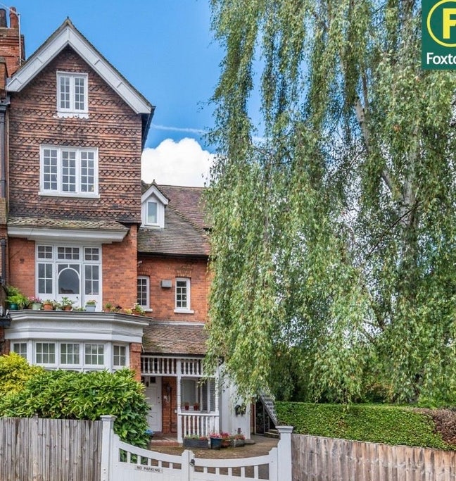 Heathfield house  Main Photo