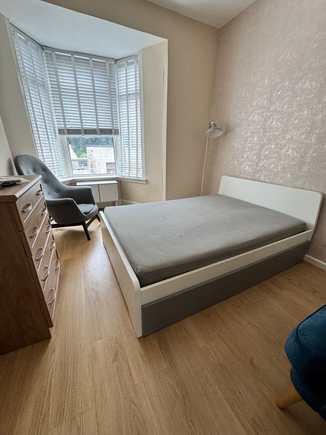 Premium furnished - prime location  Main Photo
