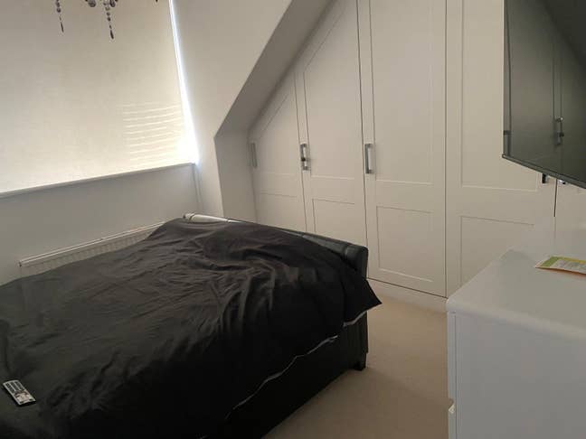 Room to rent. £625 per month. No Further costs. Main Photo