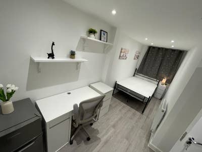 Stunning En-suite doubles Watford Town centre Main Photo