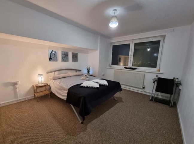 Stunning Double Room in Mile End! Main Photo