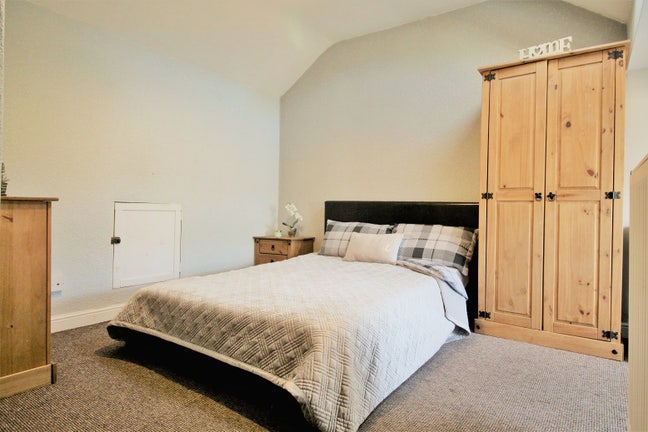 ⚡ Fast WiFi + Bills | Double Room | 50% off Main Photo