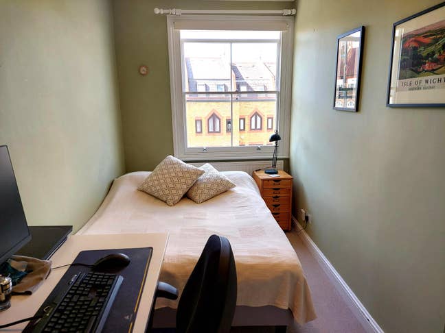 Bright Double Room near Hammersmith - Bills Inc Main Photo