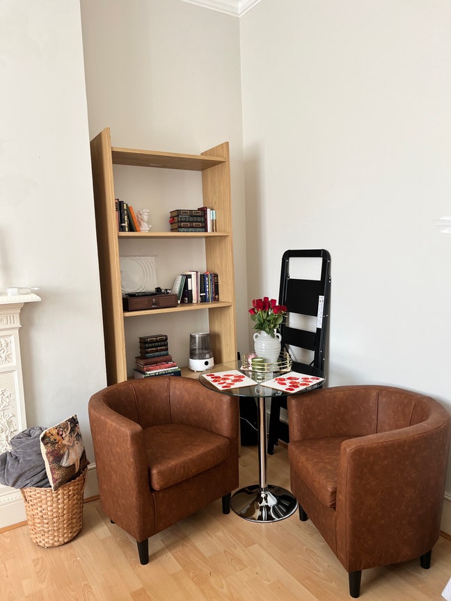 Large studio with garden views Main Photo