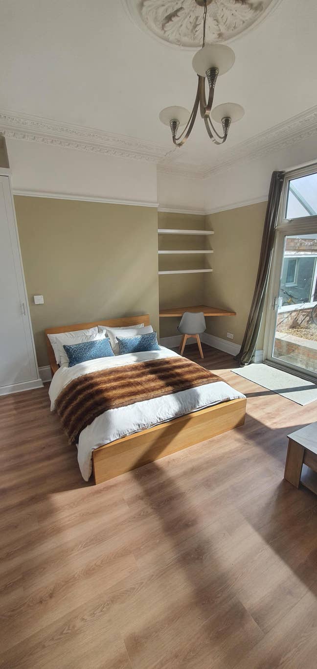 Fantastic studio flat  Main Photo