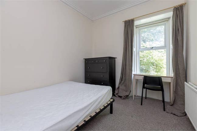 Double Room For Rent In Nice Clean Flat Main Photo