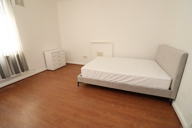 Last rooms in Whitechapel E1 - Elizabeth Line Main Photo
