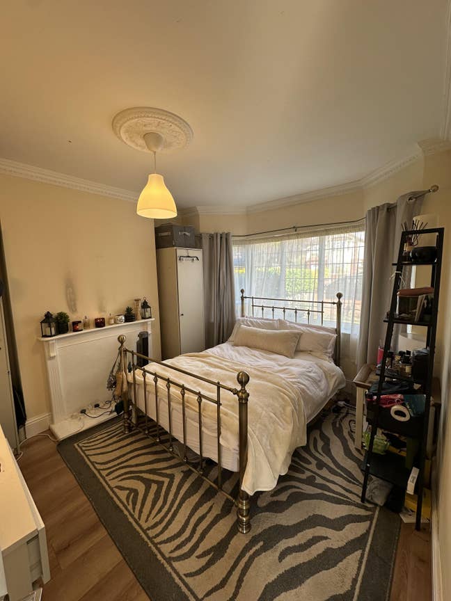 Double Room Didsbury Village - Girl House Main Photo