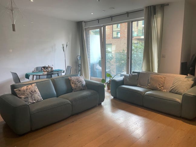 Spacious spare room in fantastic location Main Photo