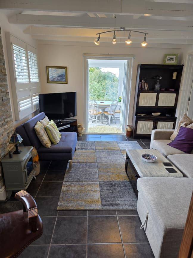 Self contained Lodge - Rural area Main Photo