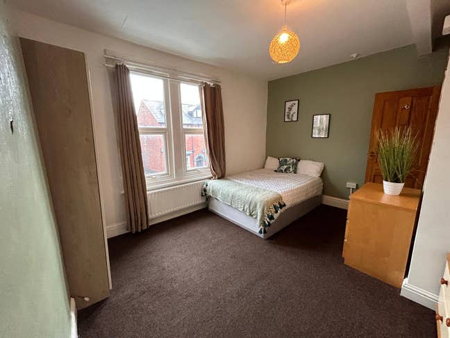 EN-SUITE Beautiful Double Rooms in Sheffield! Main Photo