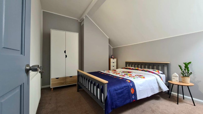 Great, double room to rent in share house Main Photo