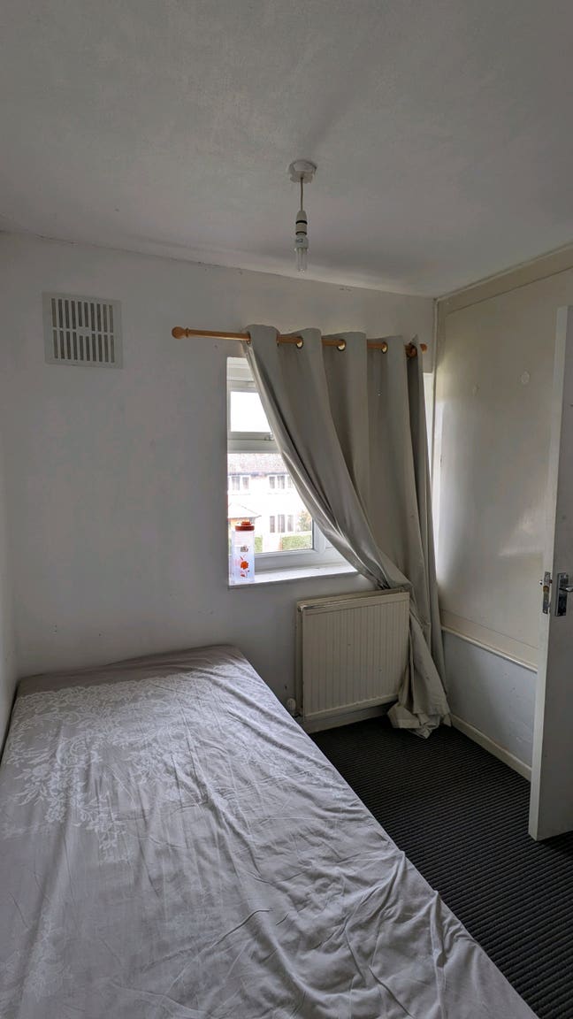Single Room Available – Male (Pakistani Preferred) Main Photo