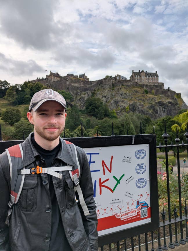 22 year old Male seeks a single or double room Main Photo