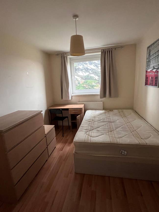 Lovely Double Room in Southfields/Wimbledon Area Main Photo