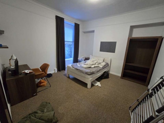 Tenancy takeover 6 brynmill crescent  Main Photo