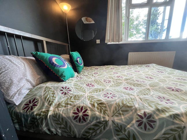 Bright Double Room - Heathrow Main Photo