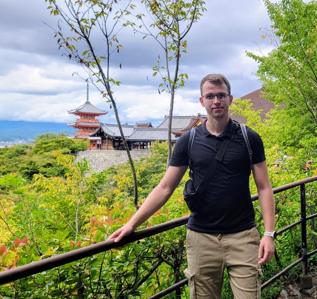 Room Wanted – &pound;1000 inc. bills (West / South West) Main Photo