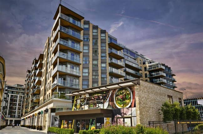 Luxury two bedroom Balcony flat Main Photo