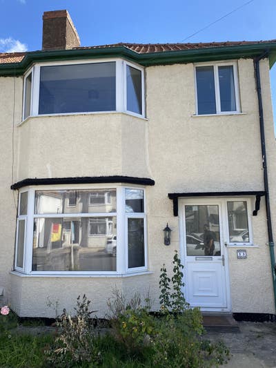 Spacious rooms in Cowley  Main Photo