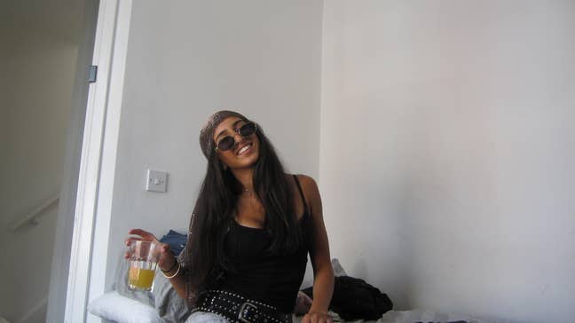 Looking for Double Room or buddy up ✨ Main Photo